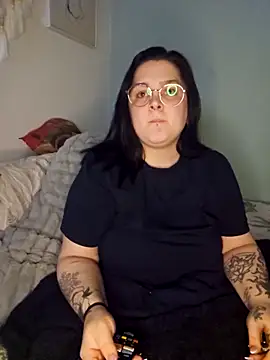 Saucy-Serenity's cam snapshot