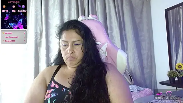 Keyla01_'s cam snapshot