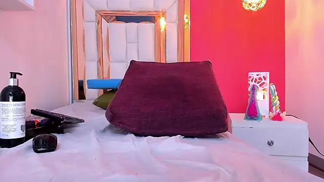 Tifany_69_'s cam snapshot