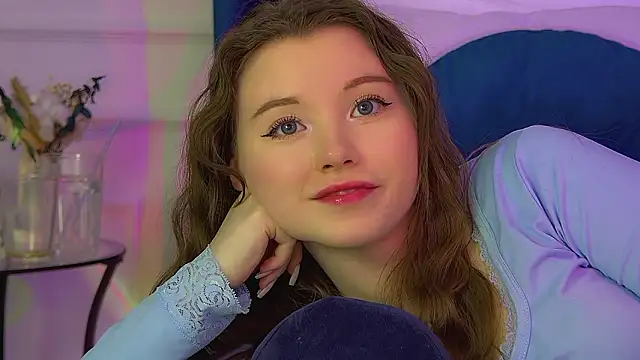 KeiraAsti's cam snapshot