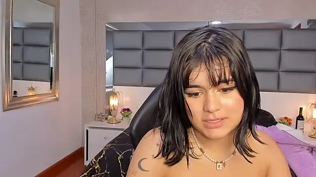 Valery_jame's cam snapshot