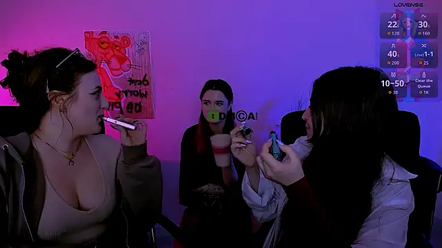 luna_berryy's cam snapshot