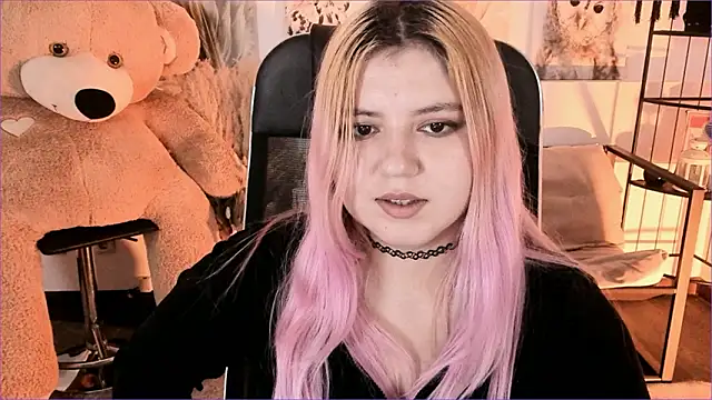 DiaAngell's cam snapshot