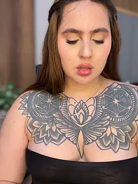 ValerieHilton's cam snapshot