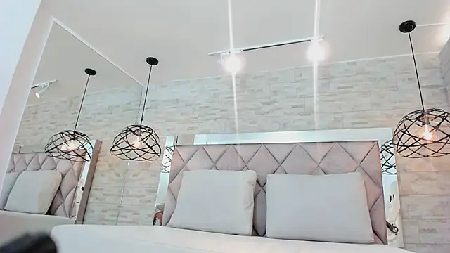 celene_midnight live sex cam