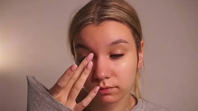 BrynnHolverson's cam snapshot