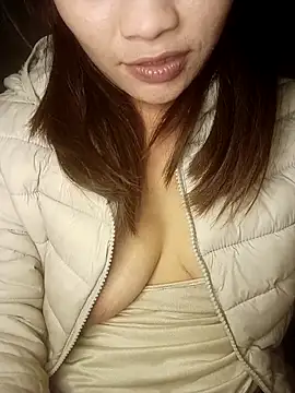 -Mymayya-'s cam snapshot