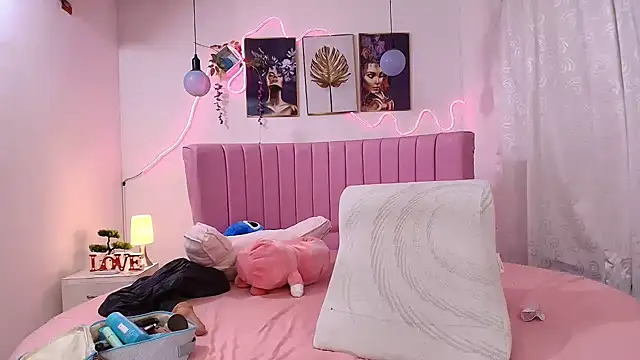 Azul_horney's cam snapshot