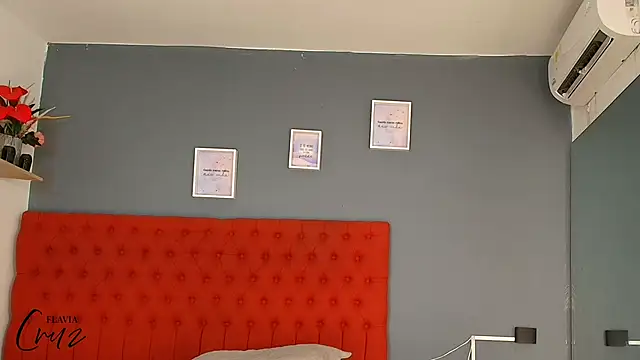 flavia_cruz's cam snapshot