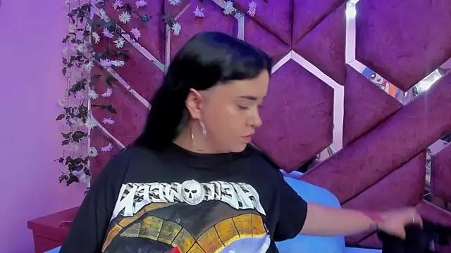 Victoria_Rossy's cam snapshot