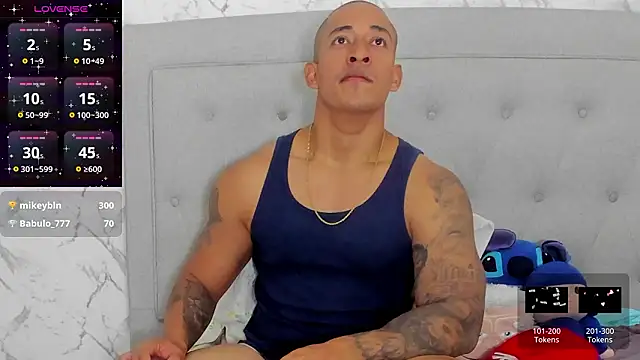 luigiferrara live sex cam