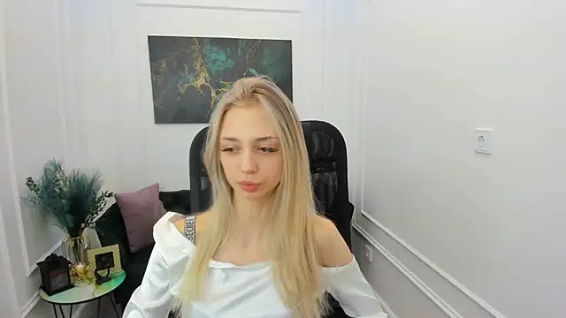 EmilyGraydis live sex cam