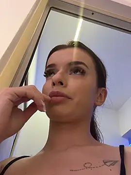 LollyShine live sex cam