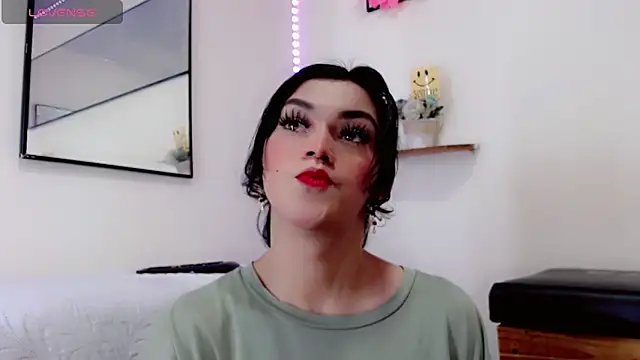 NathalialLooes live sex cam