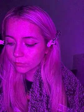 Blondie_Sofia_Essexbabe's cam snapshot