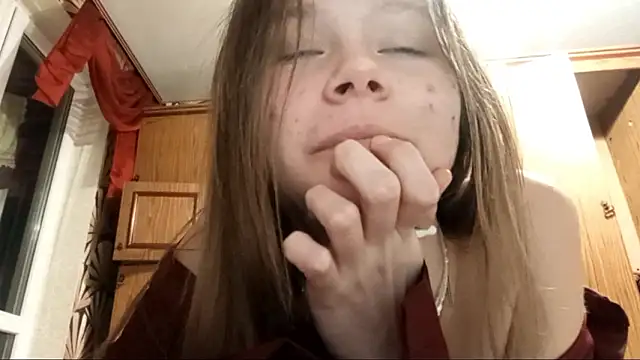 Aura_skyei's cam snapshot