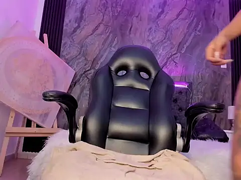 Alicee_Stonee_'s cam snapshot