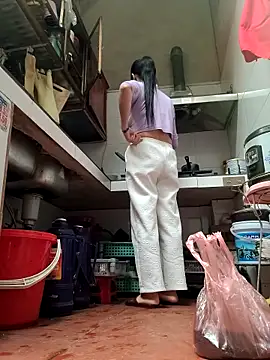 Basanis68's cam snapshot