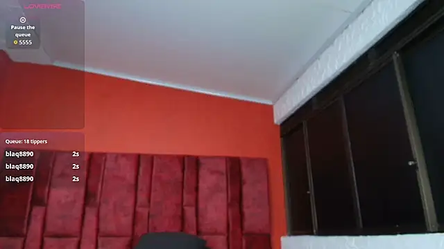 LilithVibe_'s cam snapshot