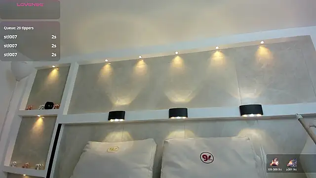 isaa_stone's cam snapshot