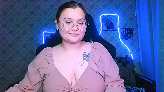 InLoveWithLife26 live sex cam