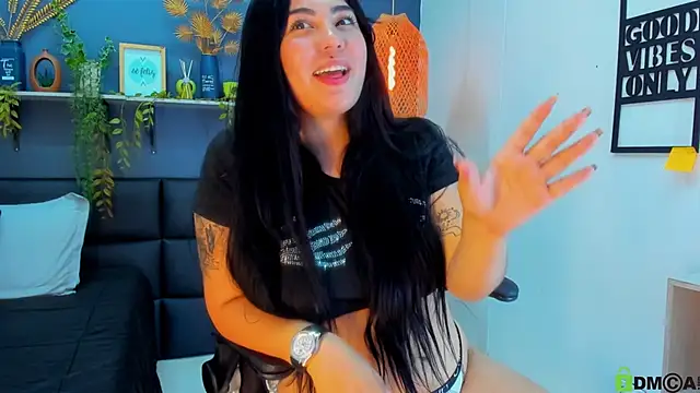 eliza_pink24's cam snapshot