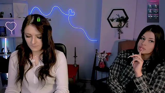 catherine_kitty's cam snapshot