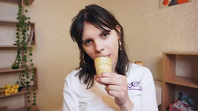 ZulaJagoe's cam snapshot