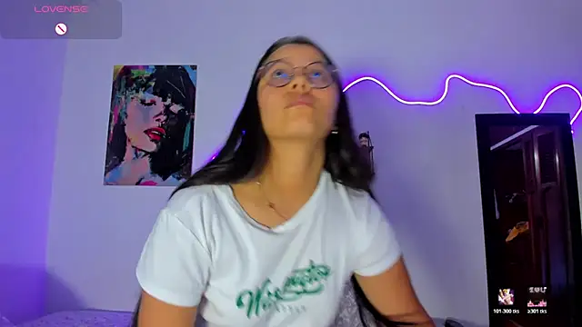 Dilan_and_Mia live sex cam