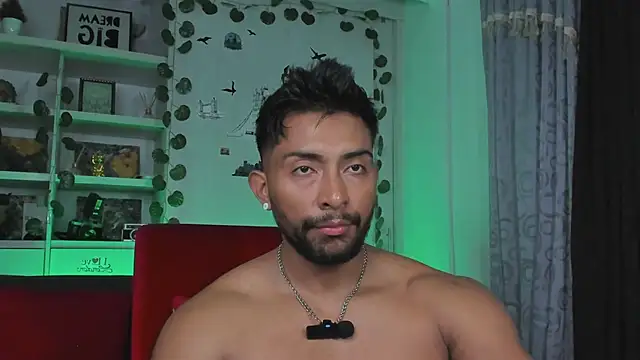 ryanboy30 live sex cam