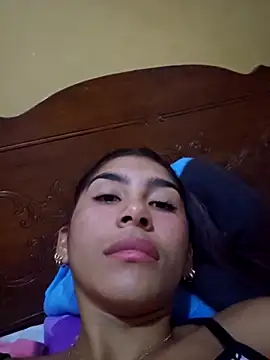 skinnyrox live sex cam