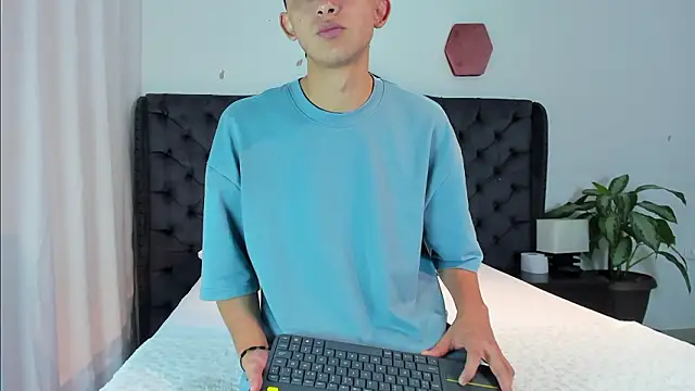 double_temptation2's cam snapshot