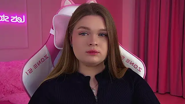 CrystalLyons's cam snapshot