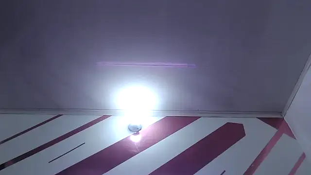 Kitten_Hot_'s cam snapshot