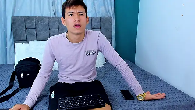 Nicolas_Torres_'s cam snapshot