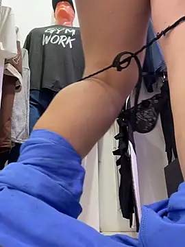 kim_monti's cam snapshot