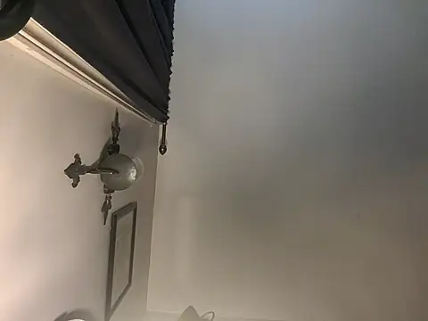 FoxDadBtm's cam snapshot