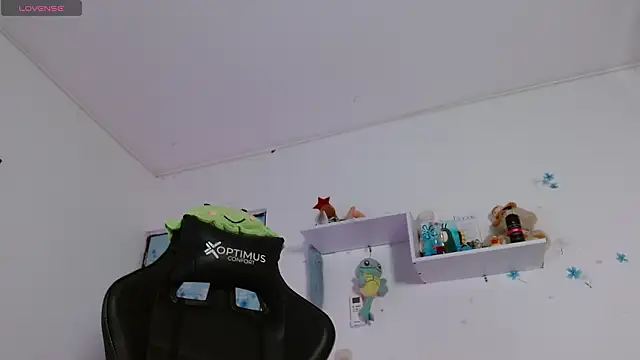 miss_valery2's cam snapshot