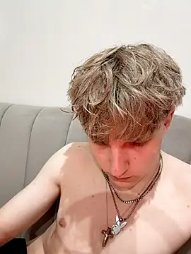 And25bn's cam snapshot