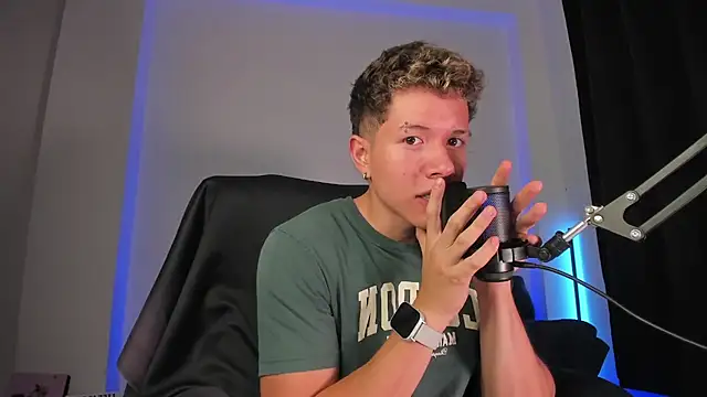 nathan_blake live sex cam