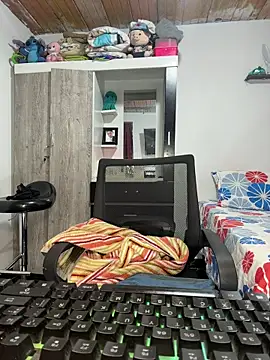 Angel_latinboy's cam snapshot