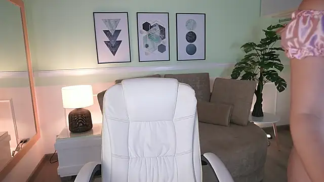 EmilyTurneer's cam snapshot