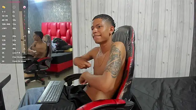 _erick_j's cam snapshot