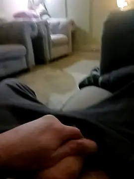 Riskyherts's cam snapshot