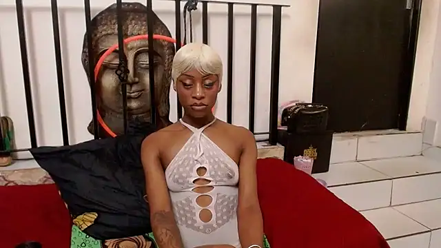 Nikistickyxx25's cam snapshot