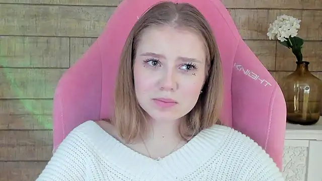 SelinSwarovski live sex cam