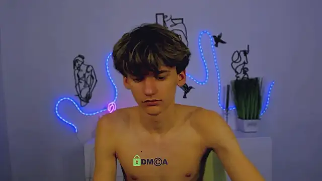 leo_valor's cam snapshot