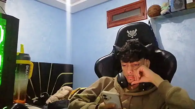 Dark_DesireX's cam snapshot