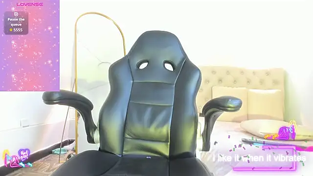 nicolvibes_212's cam snapshot