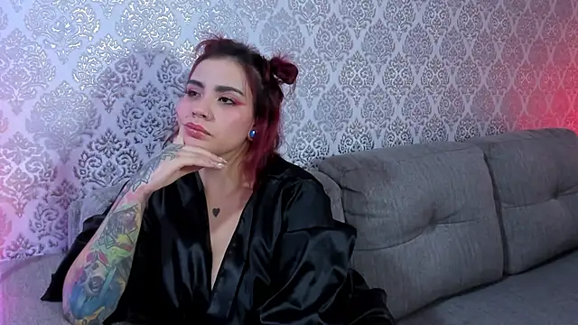 SuccubusDolly's cam snapshot